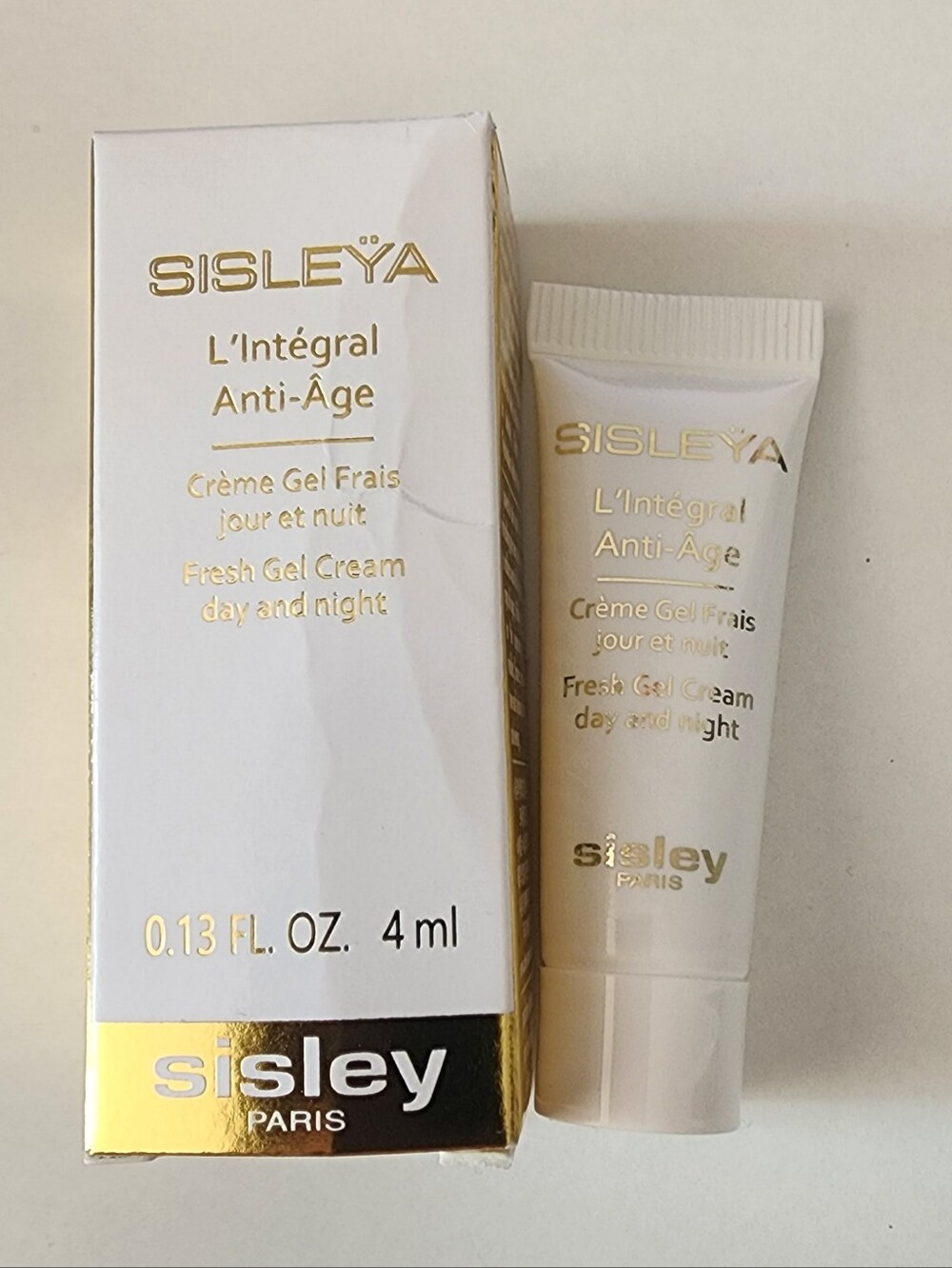 Sisley Sisleÿa L'Intégral Anti-Âge Fresh Gel Cream Day & Night Mini 4ml New